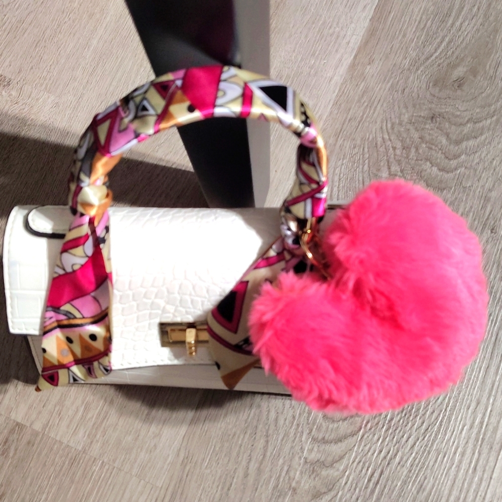 🆕3PC Mini White Crossbody Purse w Twill Bag Scarf/Keychain NWT - Picture 3 of 8